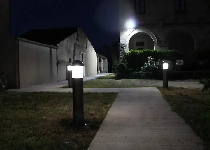 Pensión Le Rayon De Soleil 3*